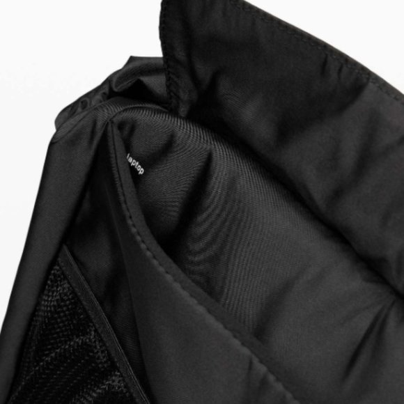 NWT Lululemon Dash All Day Backpack (Black) - Picture 4 of 9